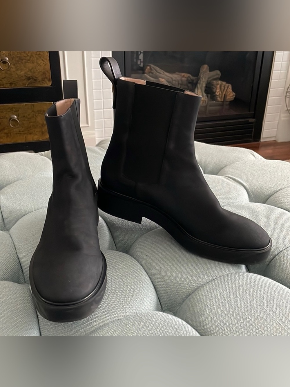 Stuart Weitzman Black Leather Chelsea Boots